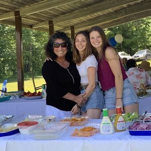 Meet your Posher, Louiseellen